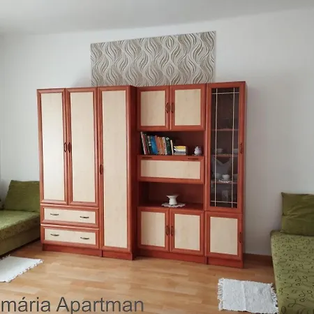 Banyai Apartman Gyula Exterior photo