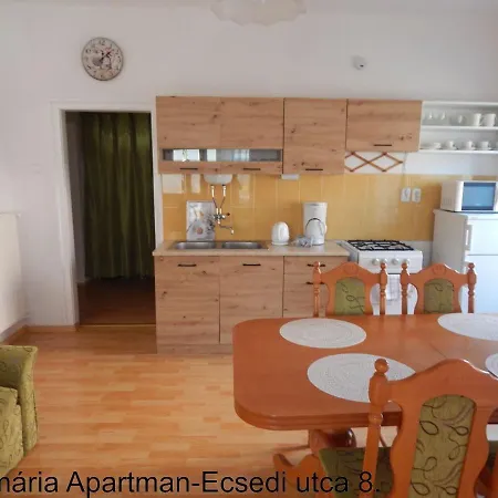 Banyai Apartman Gyula Exterior photo