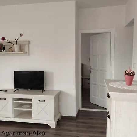 Banyai Apartman Gyula Exterior photo