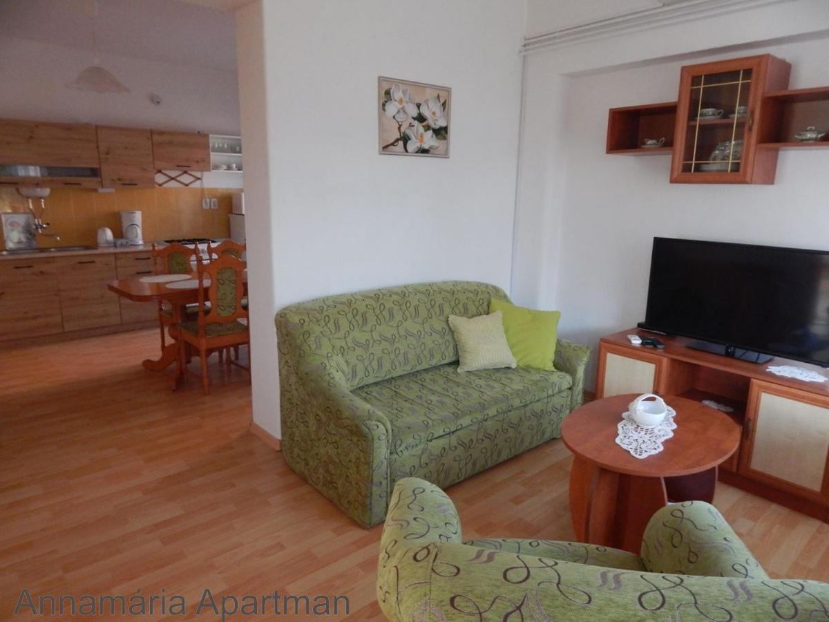 Apartament Banyai *